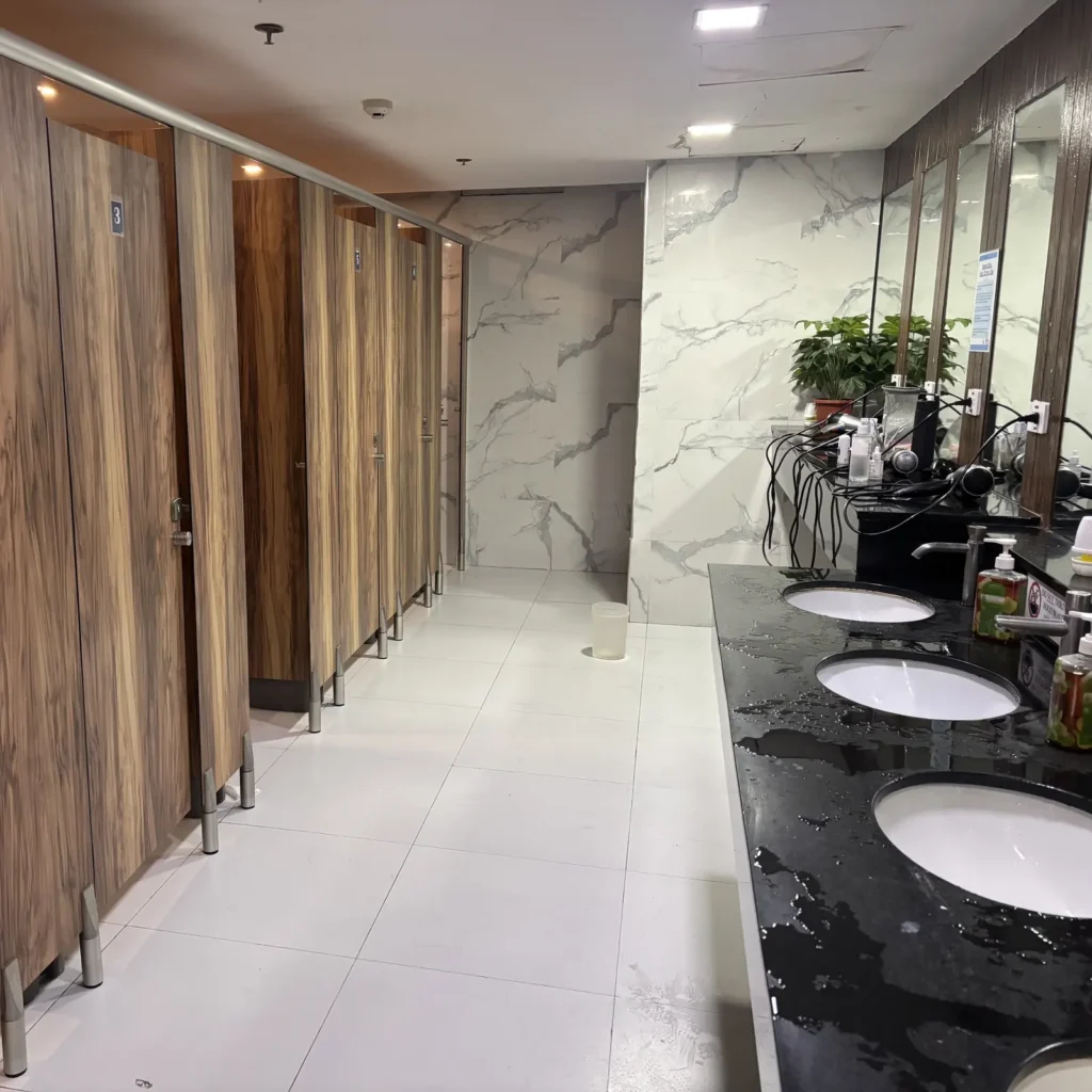 トイレと洗面所